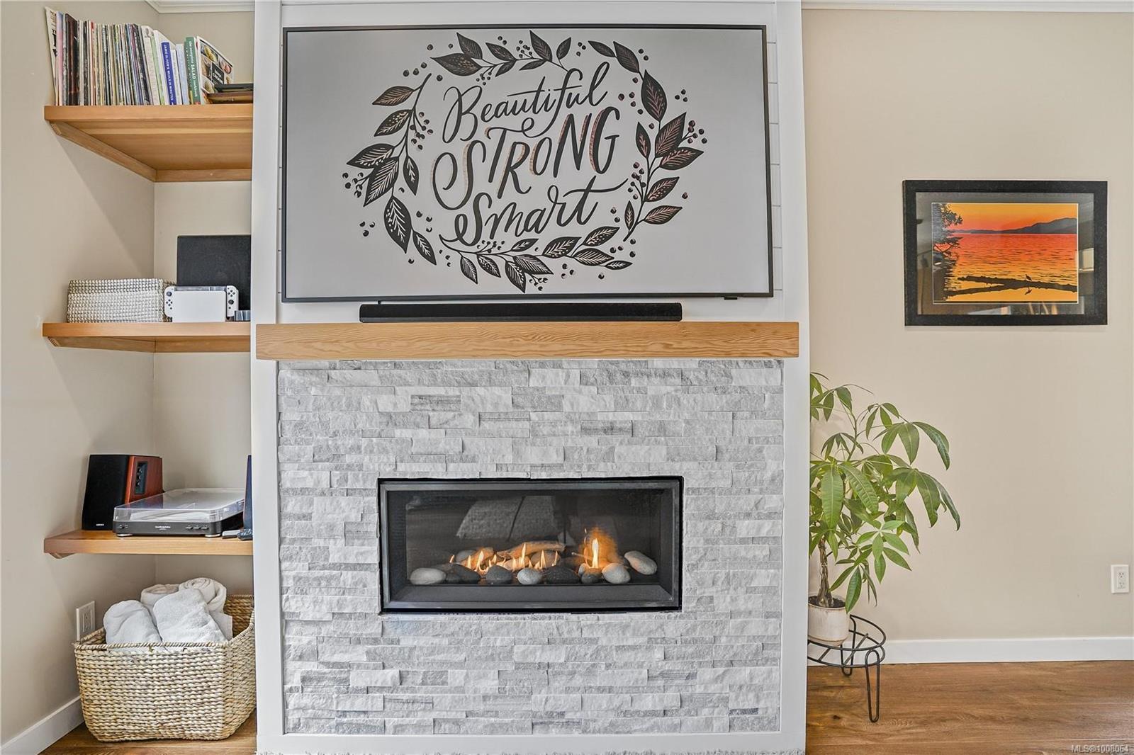 2919 Burlington Cres