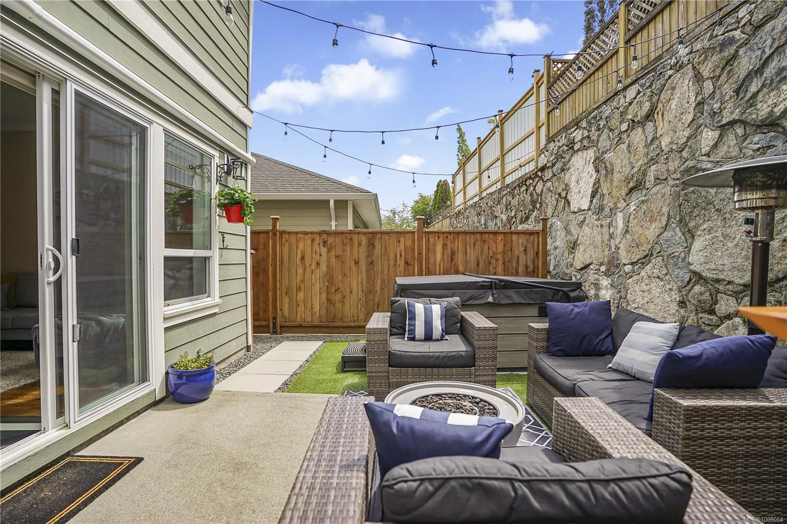 2919 Burlington Cres