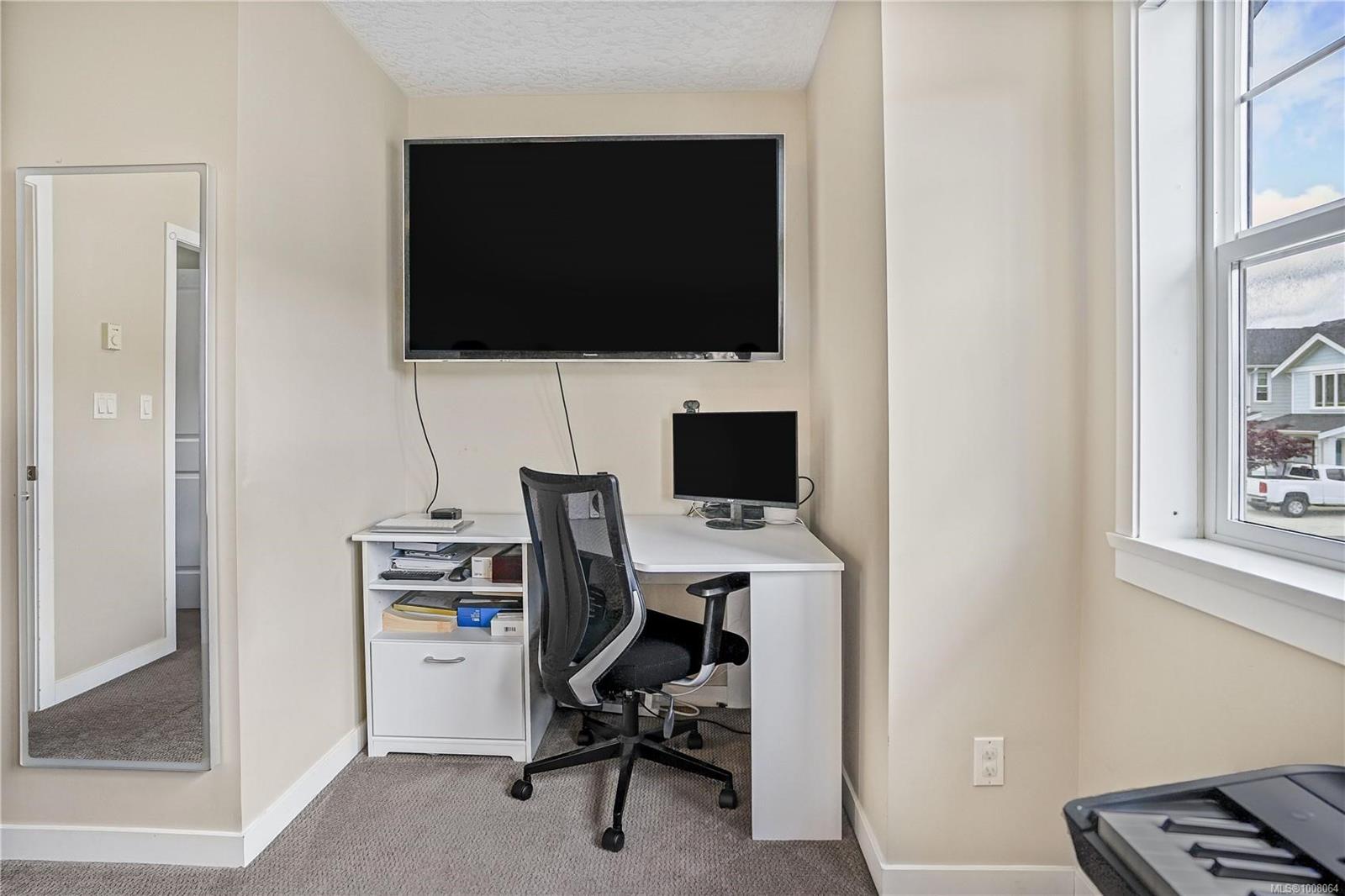 2919 Burlington Cres