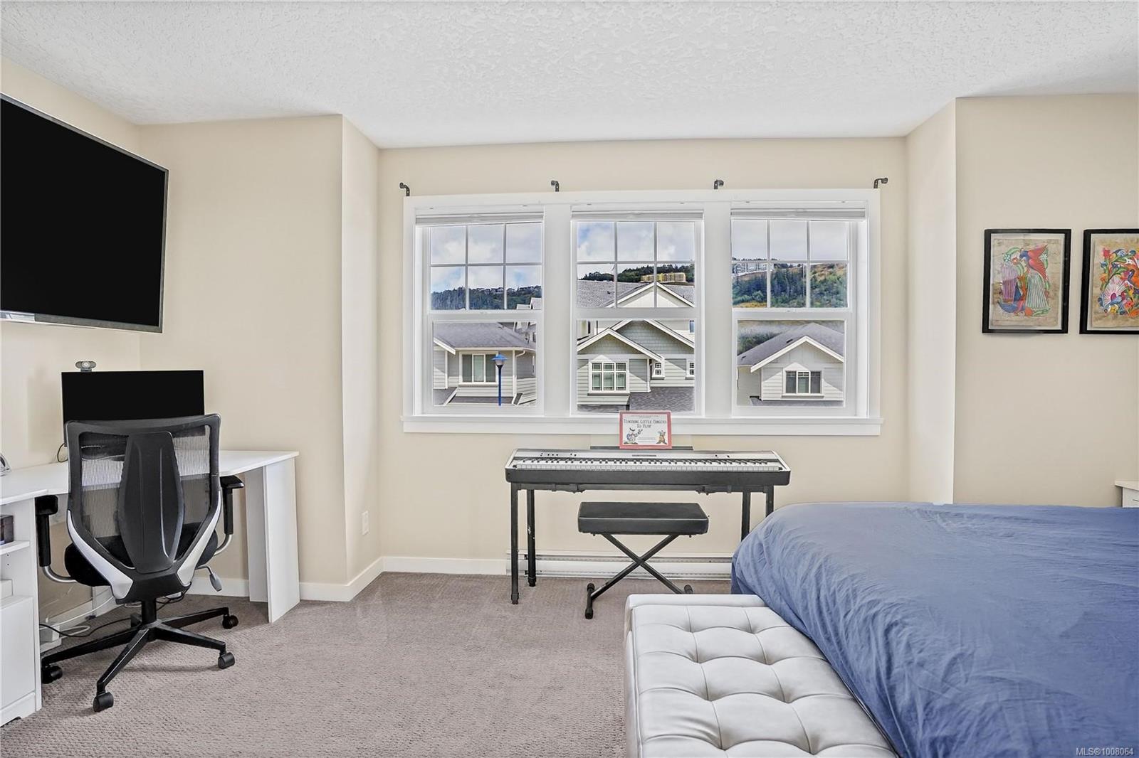2919 Burlington Cres