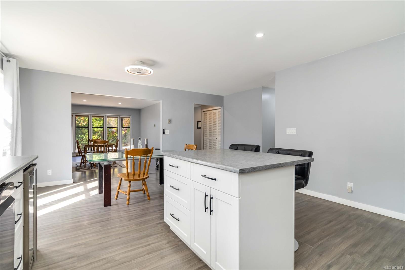 3377 Alfred Pl