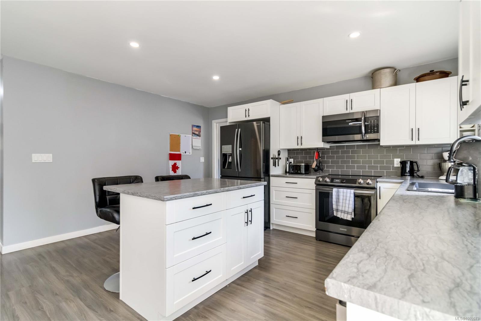 3377 Alfred Pl