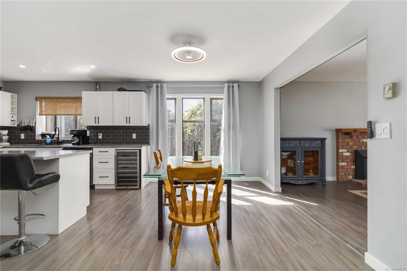 3377 Alfred Pl