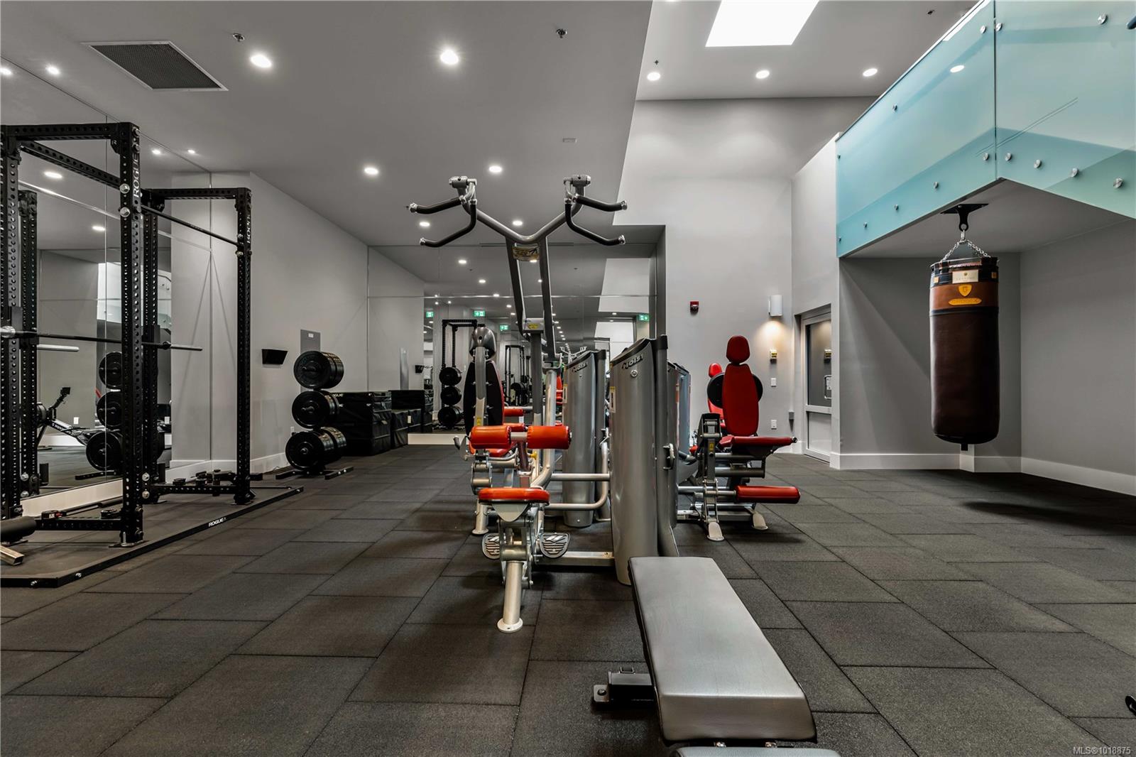 521 Courtney St # 209