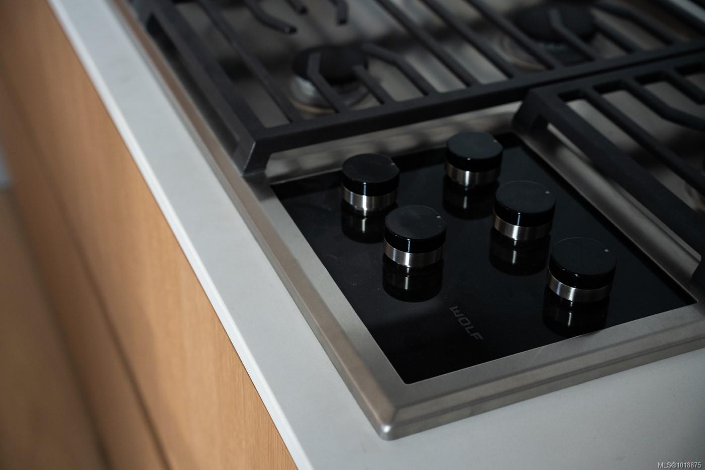 521 Courtney St # 209