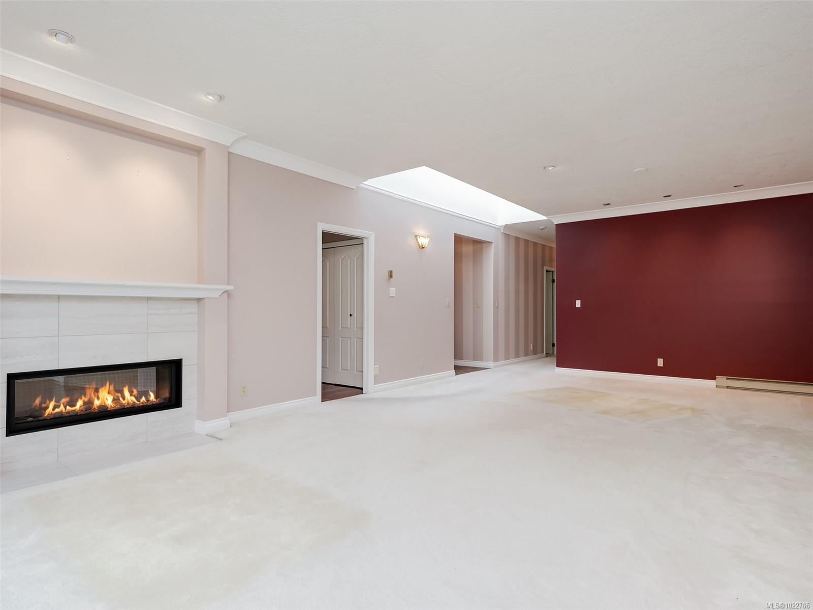 4318 Emily Carr Dr # 14