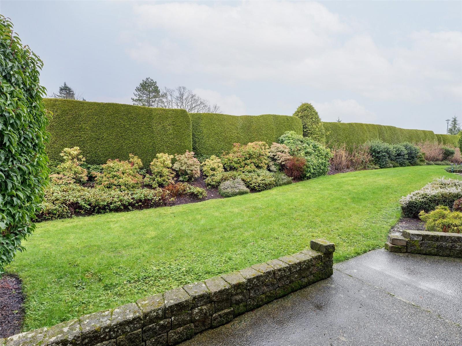 4318 Emily Carr Dr # 14