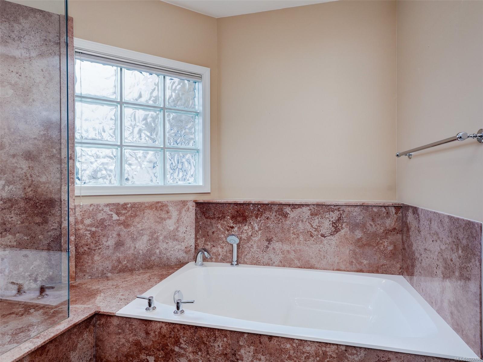 4318 Emily Carr Dr # 14