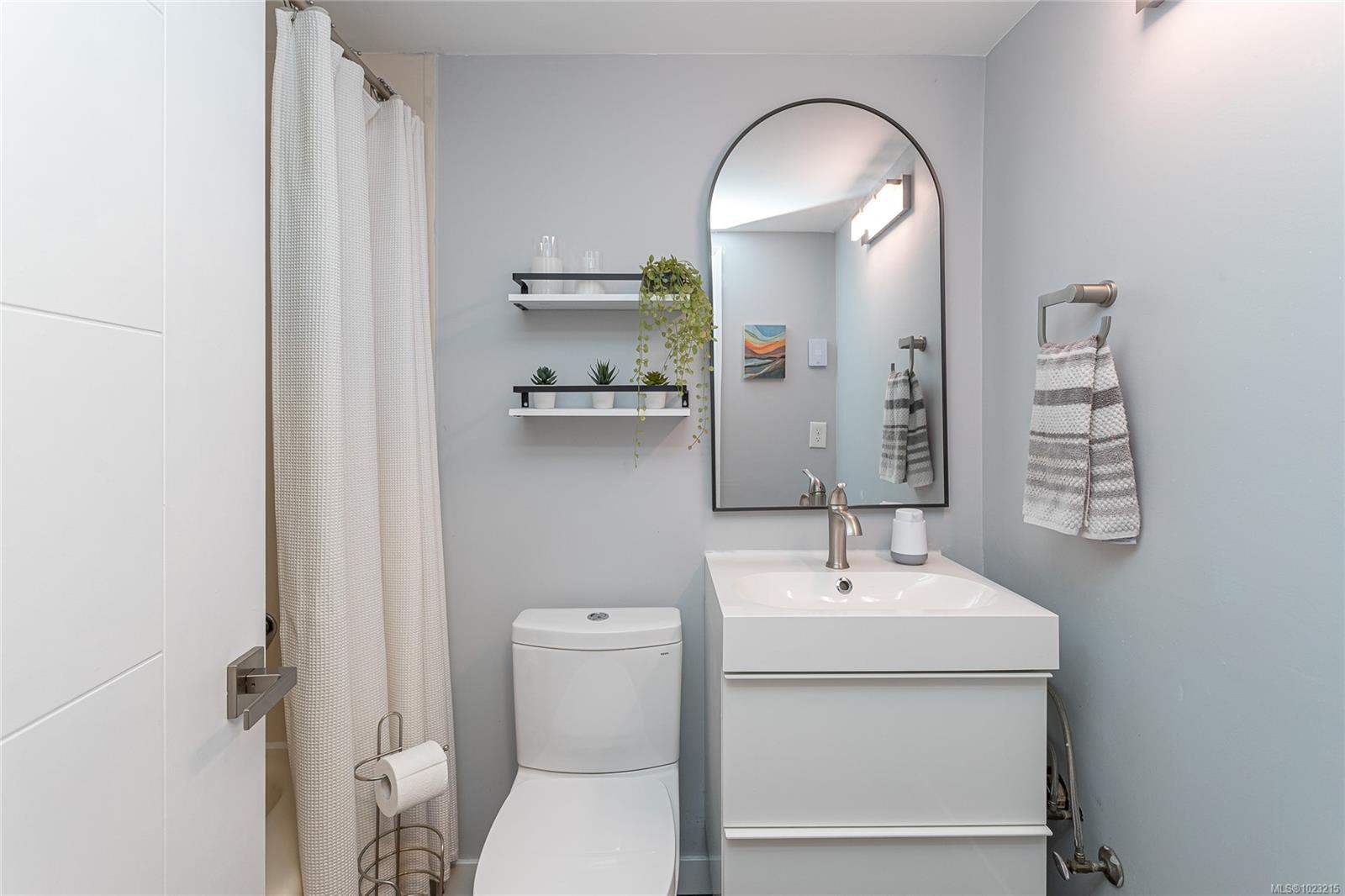 1655 Begbie St # 109