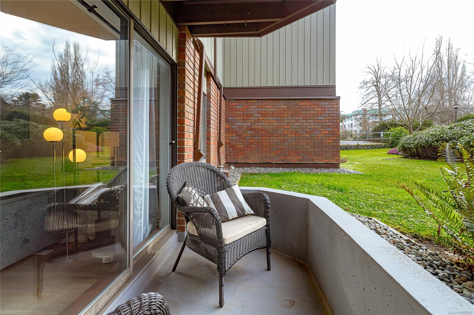 1655 Begbie St # 109