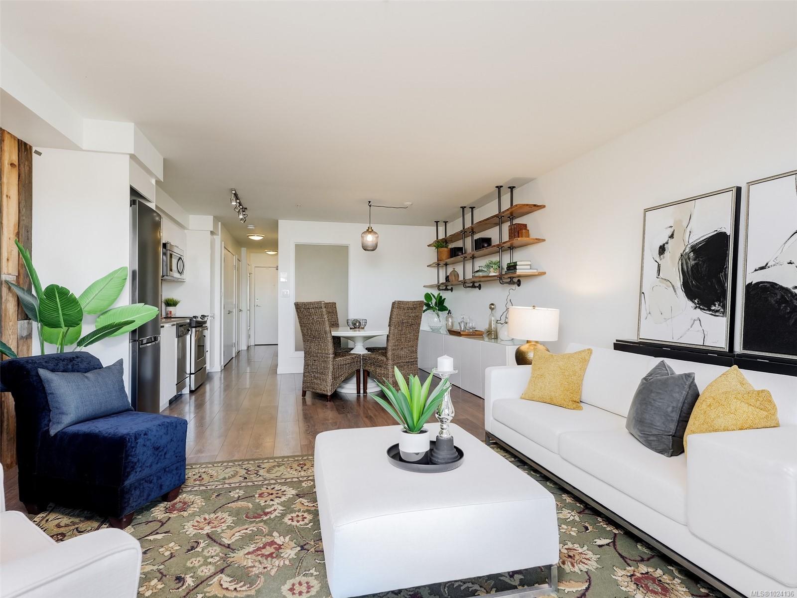 517 Fisgard St # 305