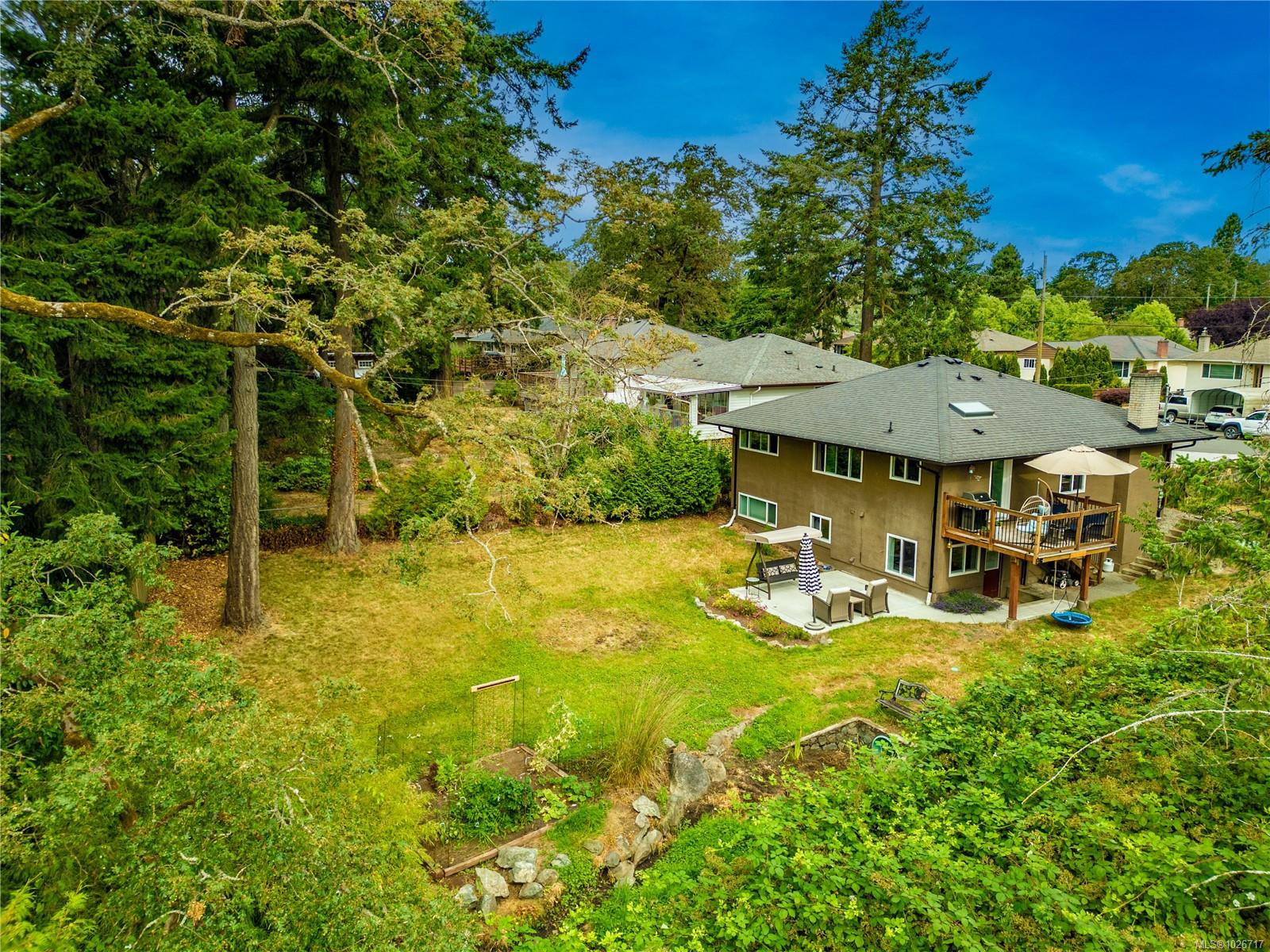 1299 Camrose Cres