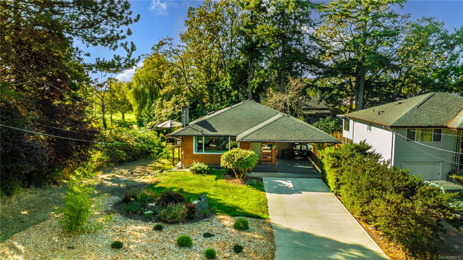 1299 Camrose Cres