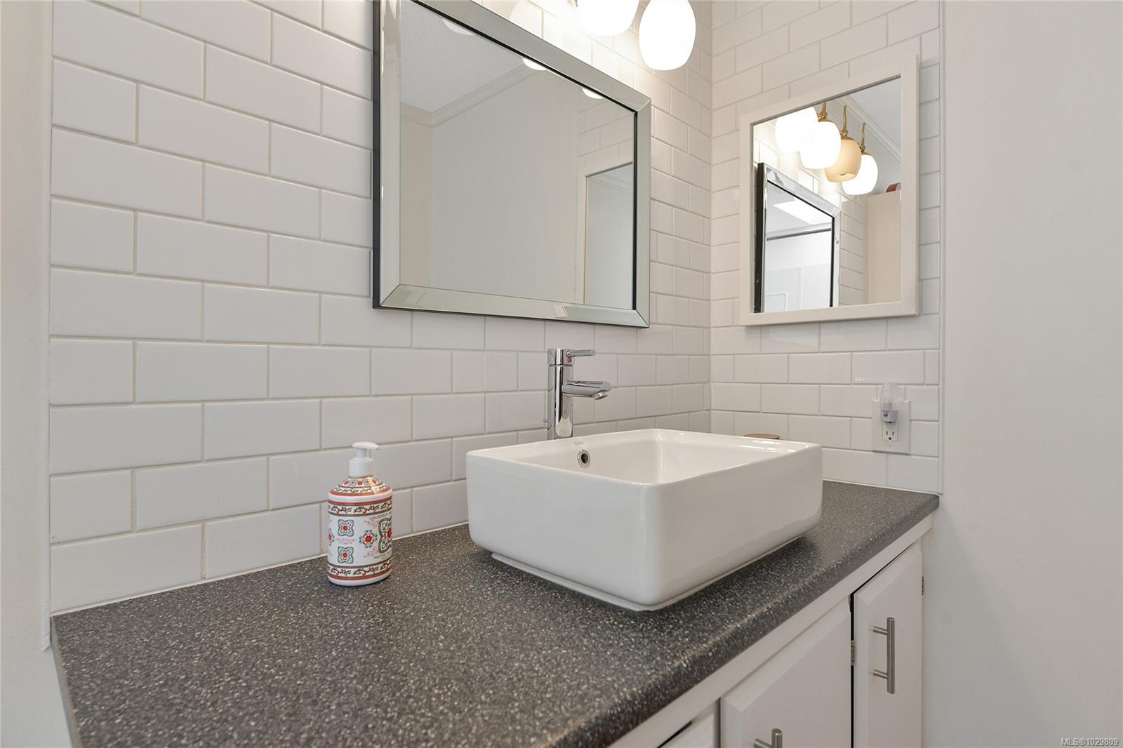 1555 Middle Rd #51