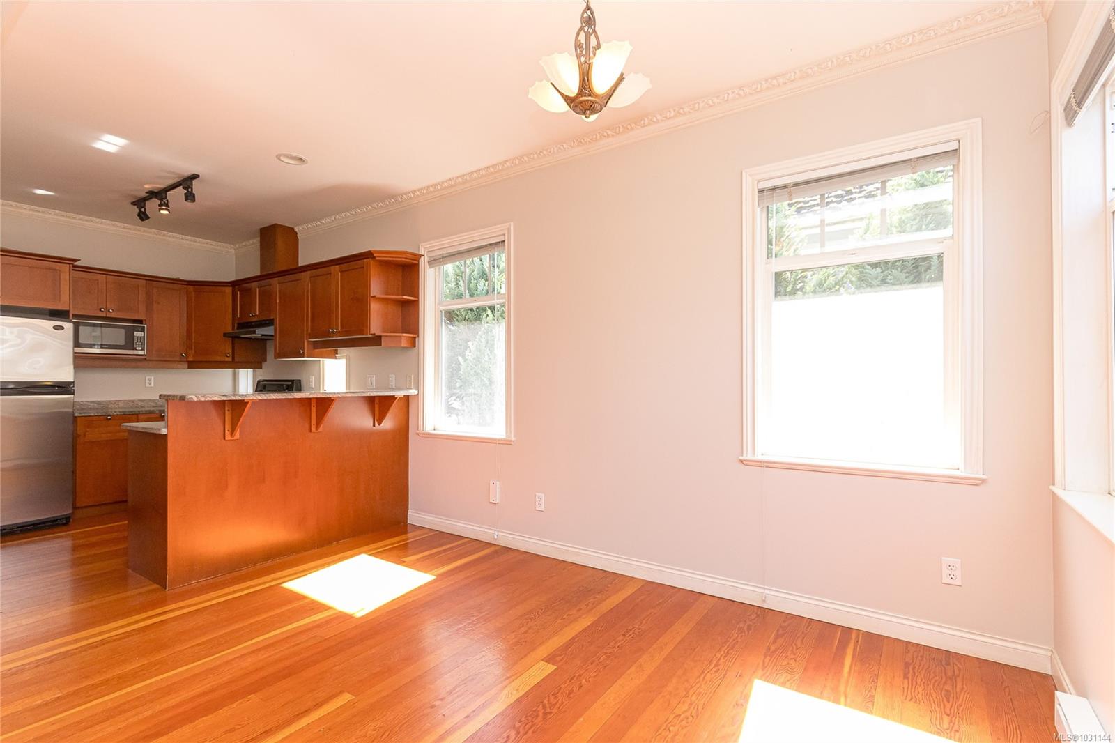 225 Vancouver St # 1