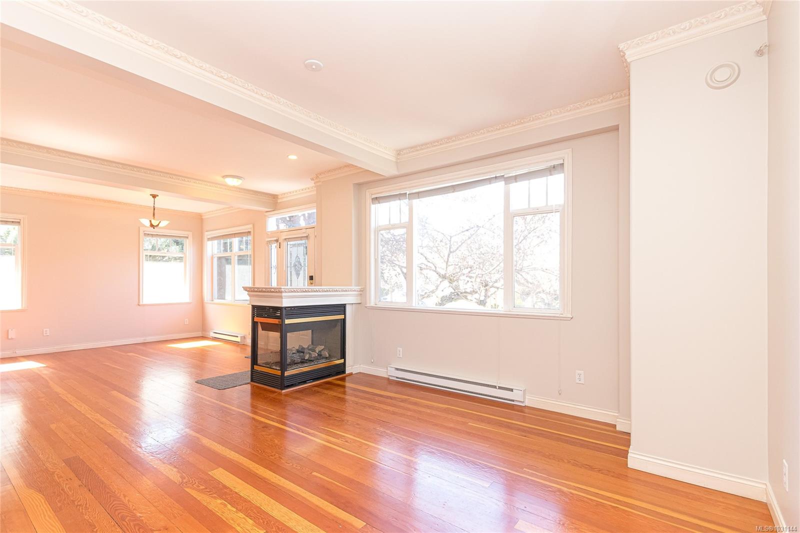 225 Vancouver St # 1