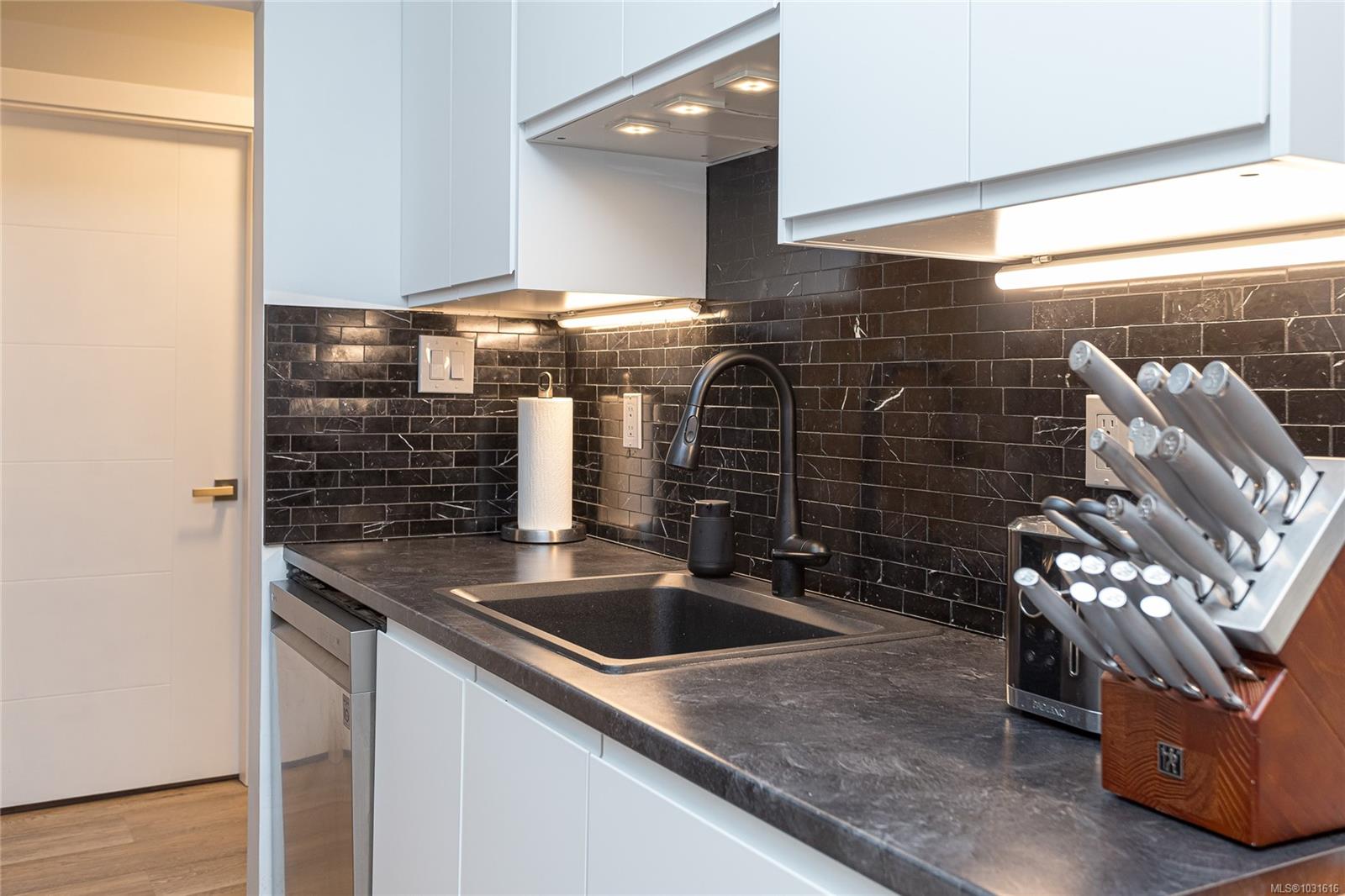 1655 Begbie St # 109