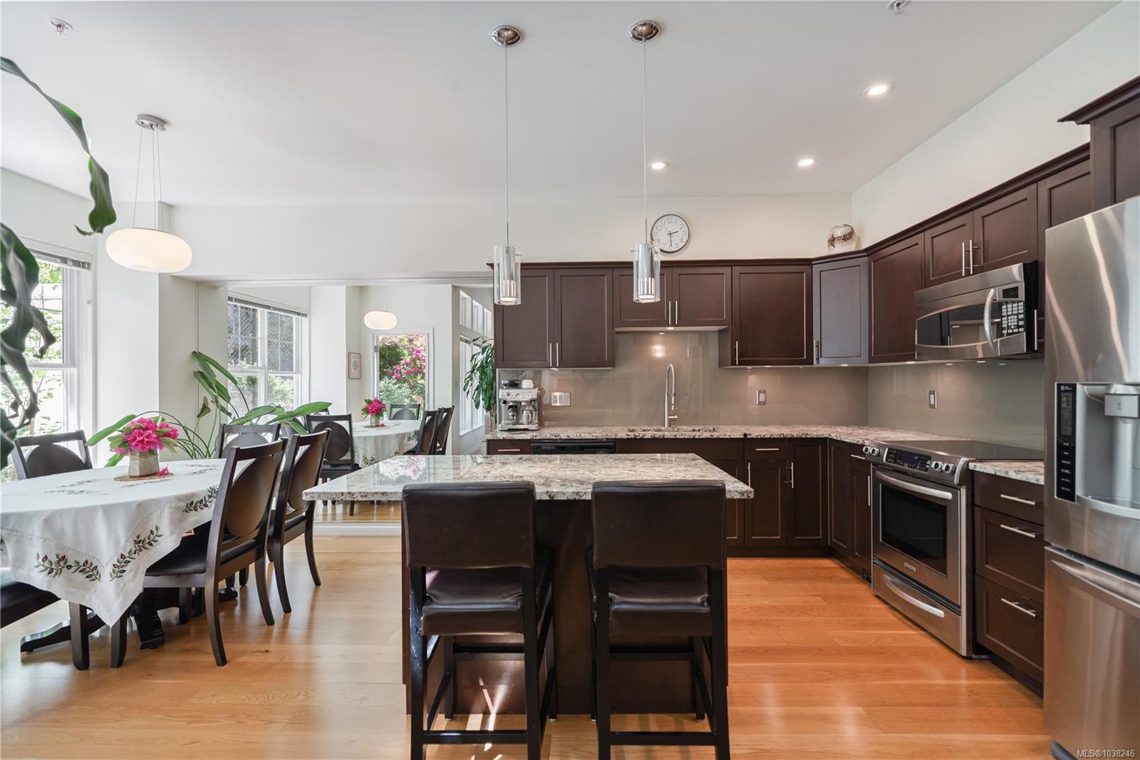 945 Bear Mountain Pkwy #122