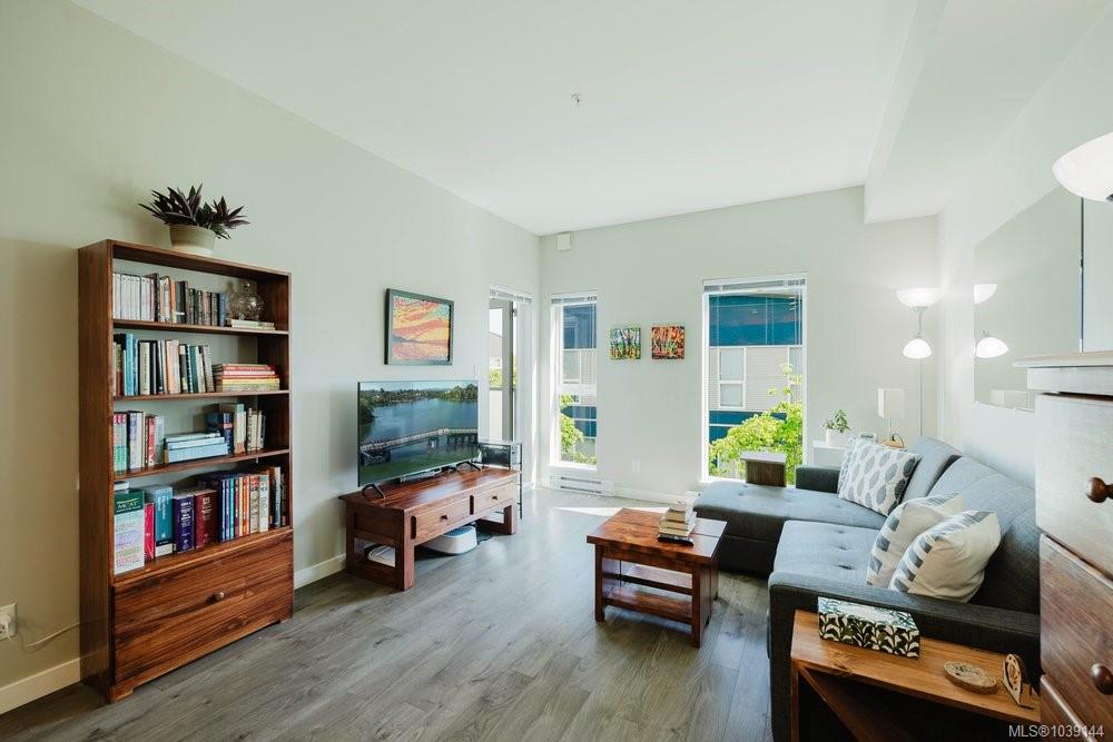 767 Tyee Rd #316