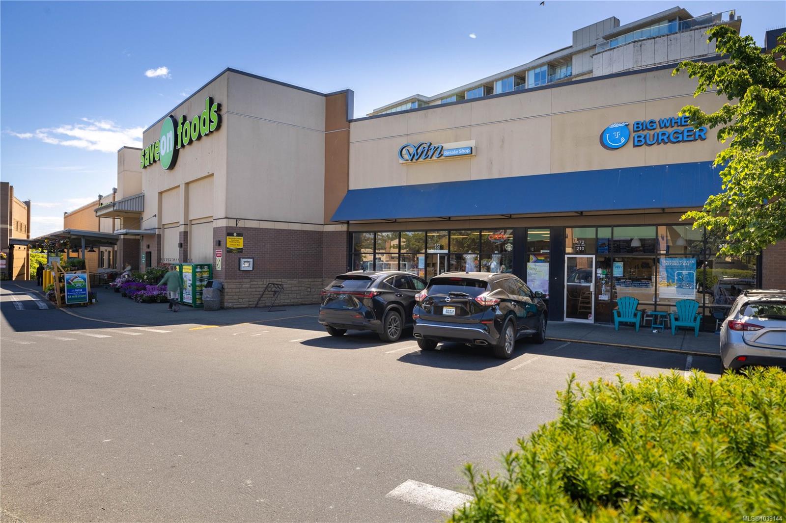 767 Tyee Rd #316