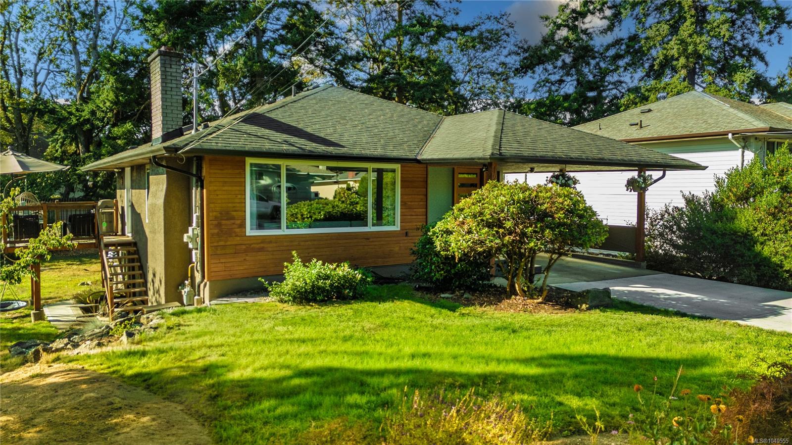 1299 Camrose Cres