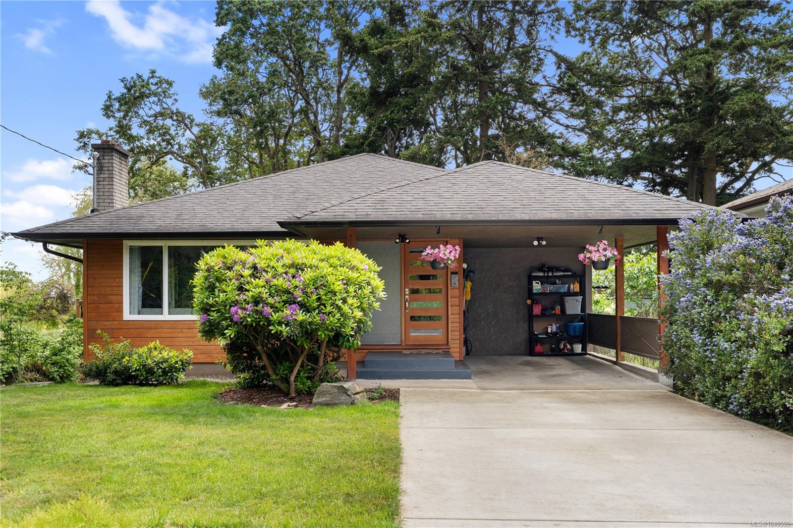 1299 Camrose Cres