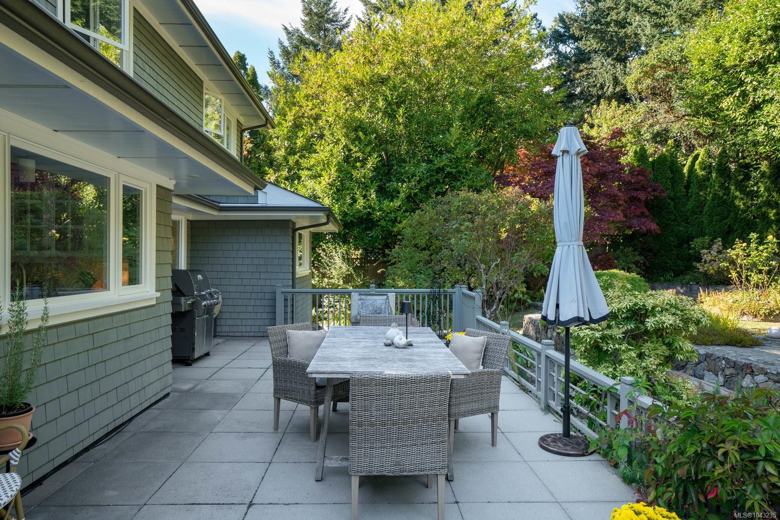 2944 Tudor Ave
