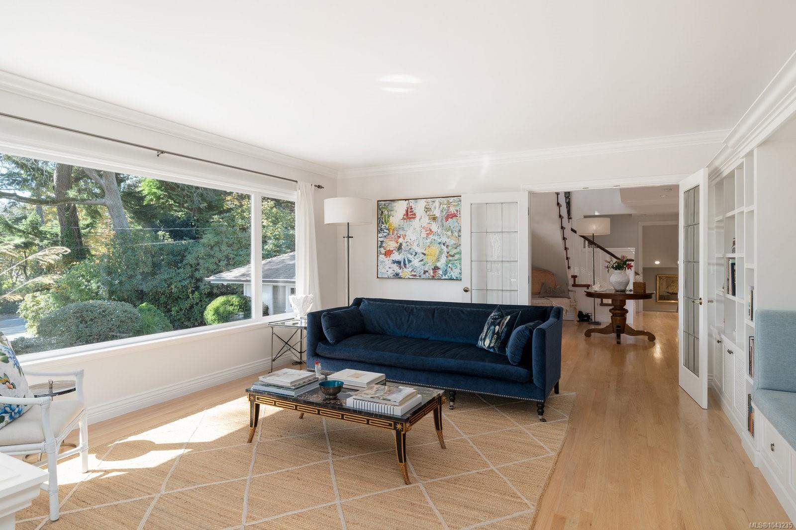2944 Tudor Ave