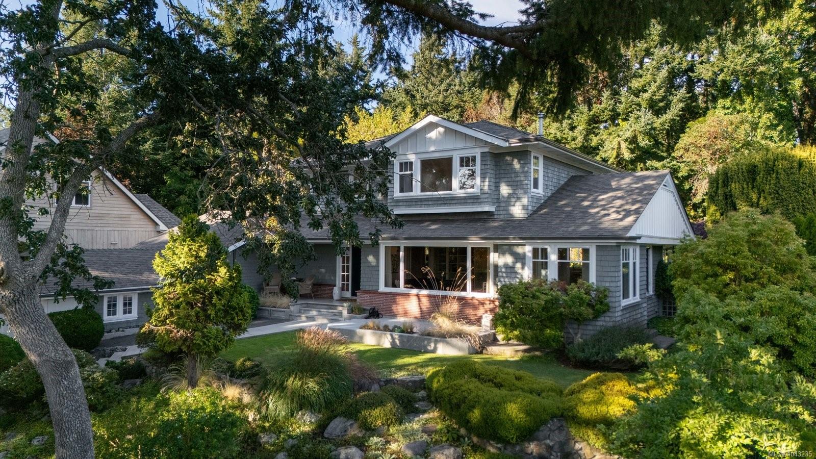 2944 Tudor Ave