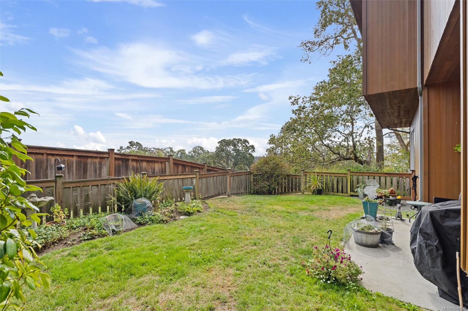 810 Rainbow Ridge Lane