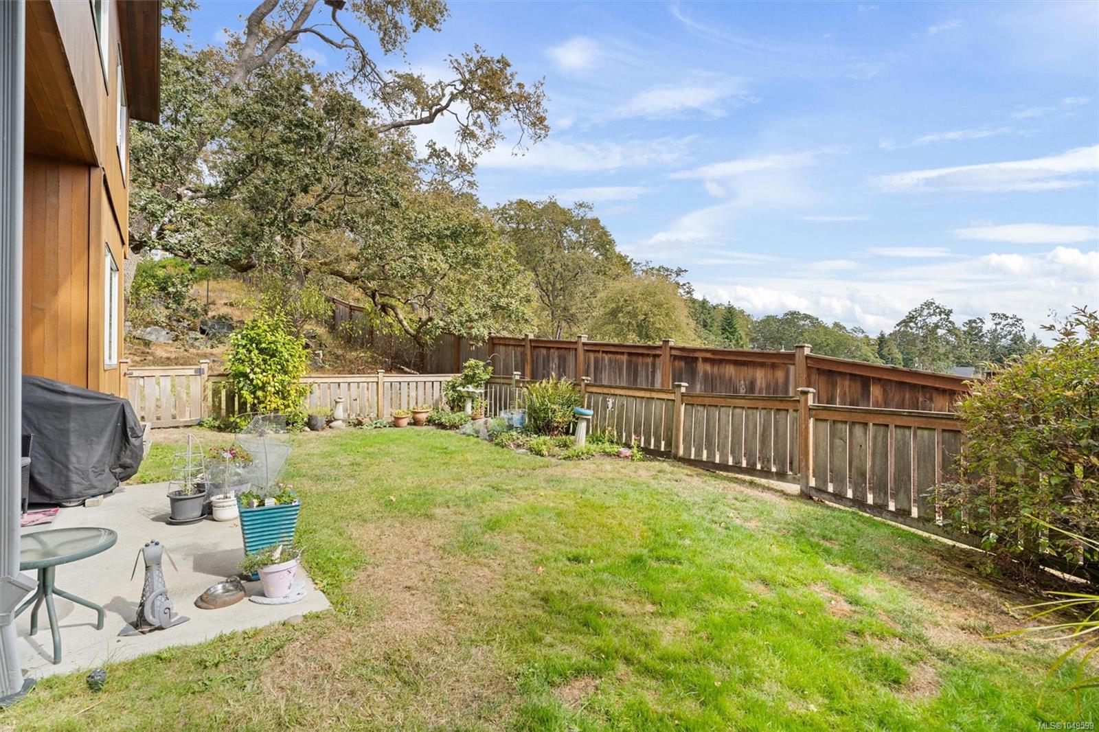 810 Rainbow Ridge Lane