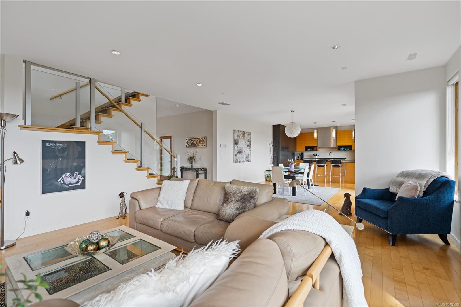 810 Rainbow Ridge Lane