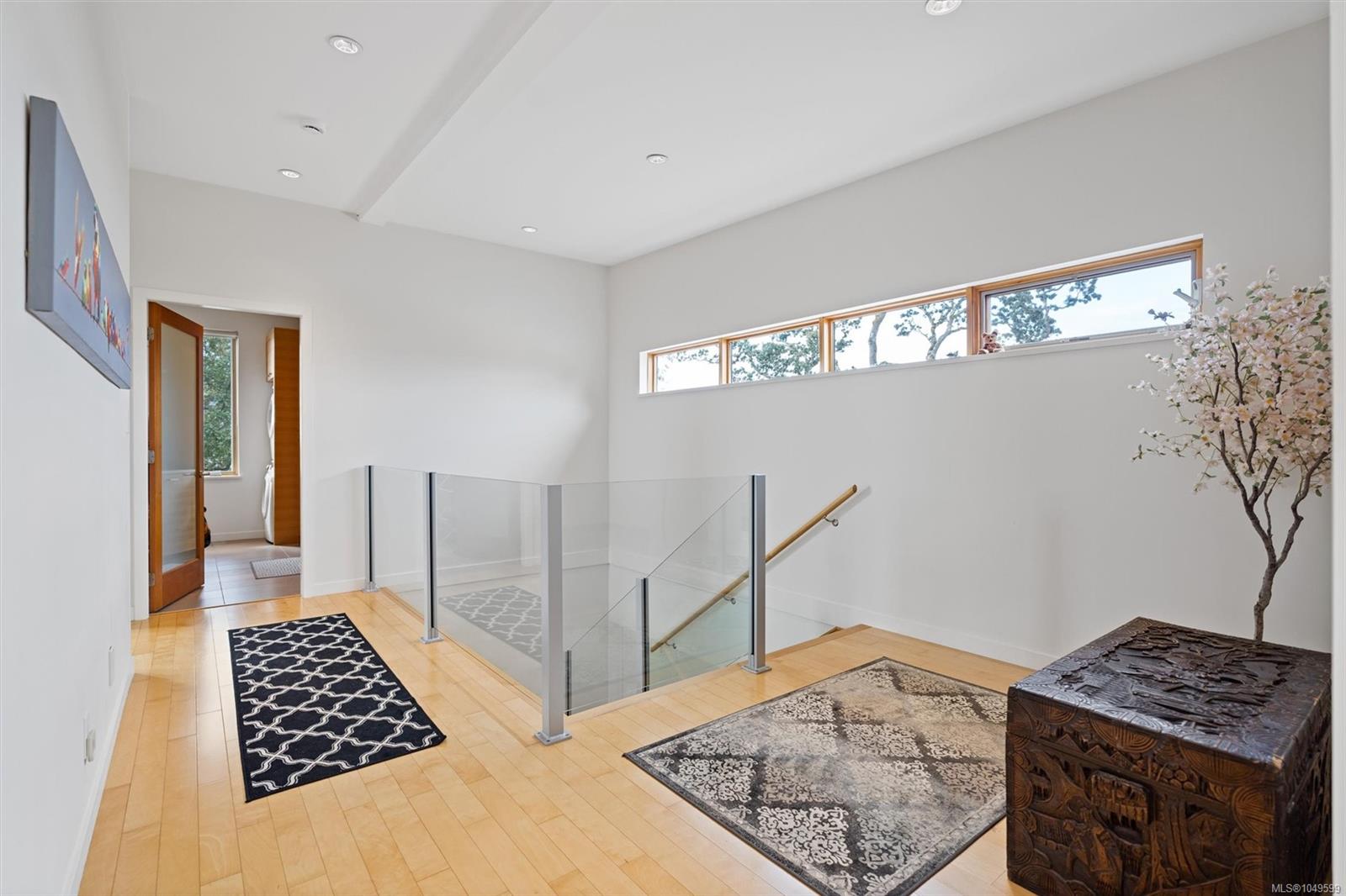 810 Rainbow Ridge Lane