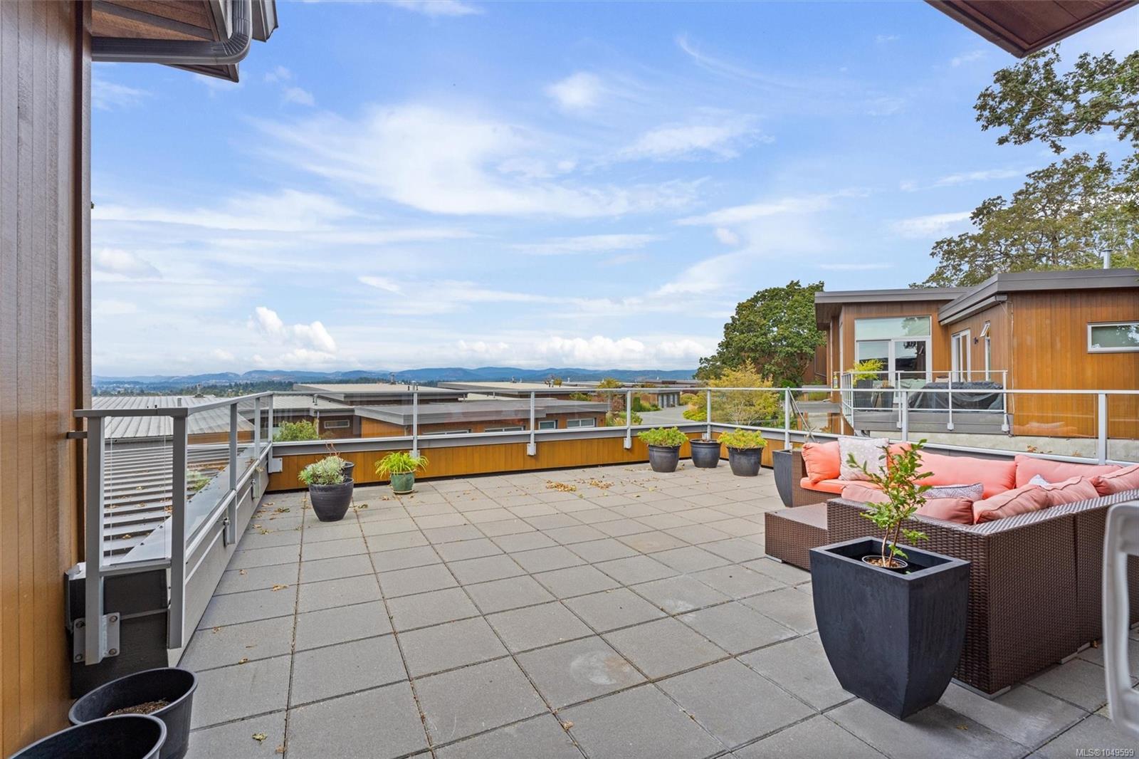810 Rainbow Ridge Lane