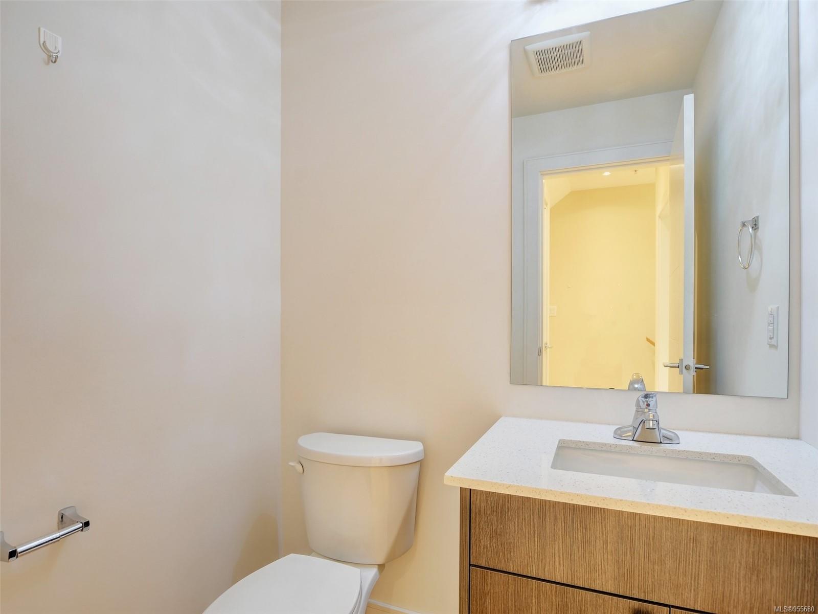 300 Phelps Ave # 123