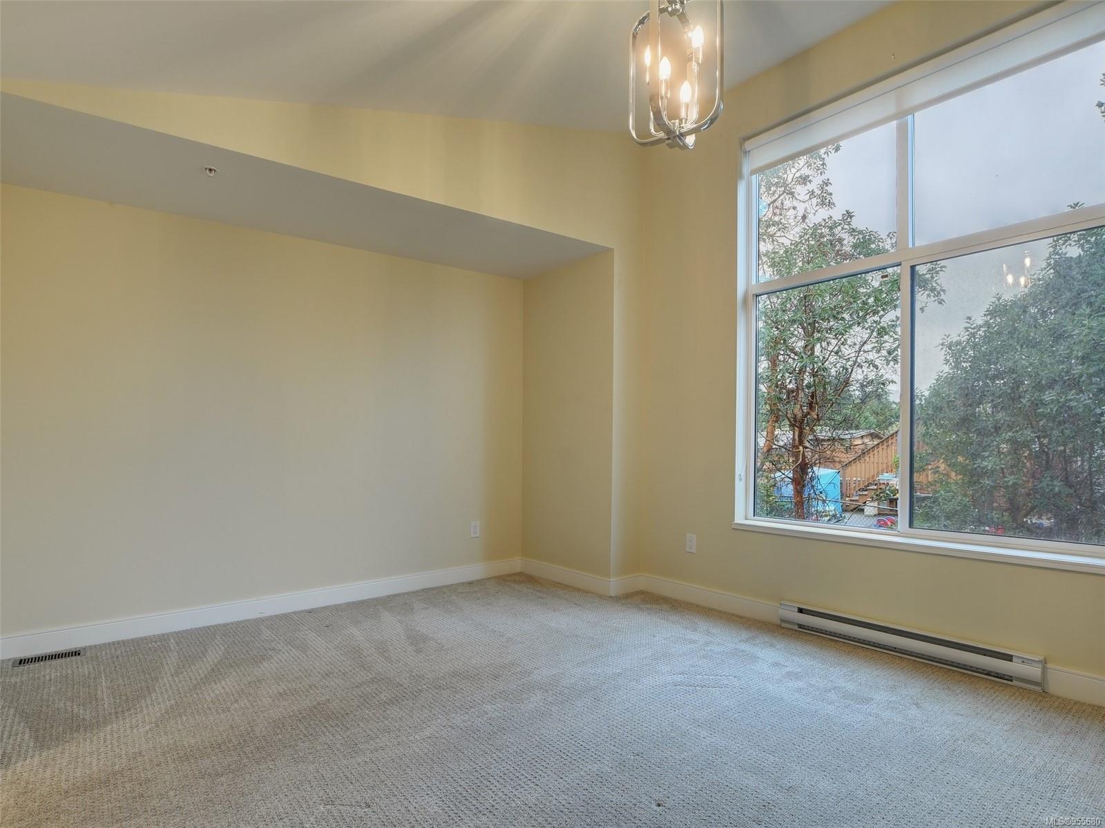 300 Phelps Ave # 123