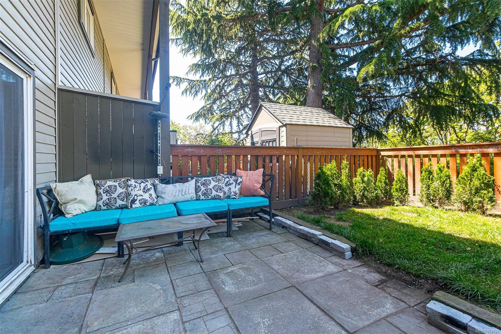 991 Cloverdale Ave # 101