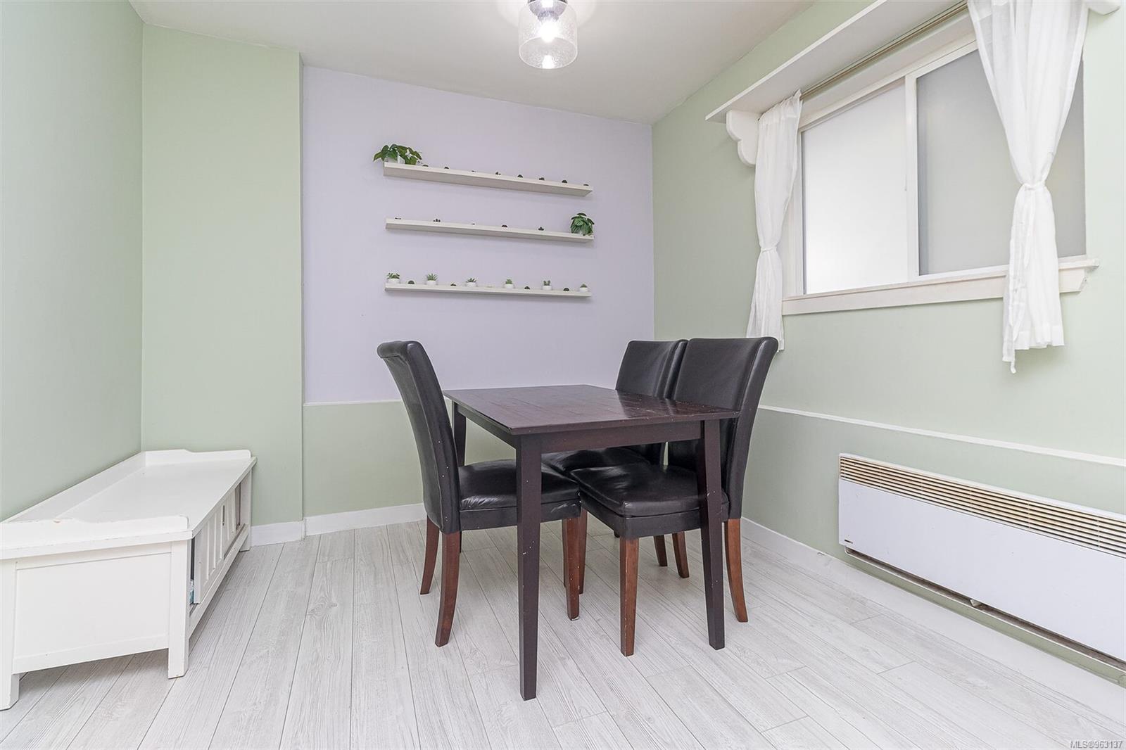 991 Cloverdale Ave # 101