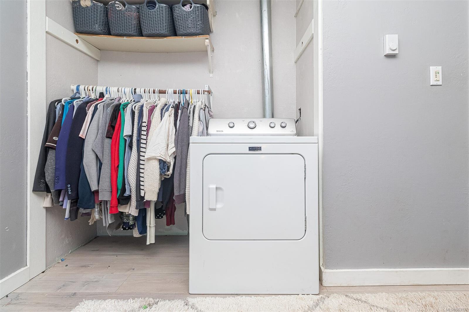 991 Cloverdale Ave # 101