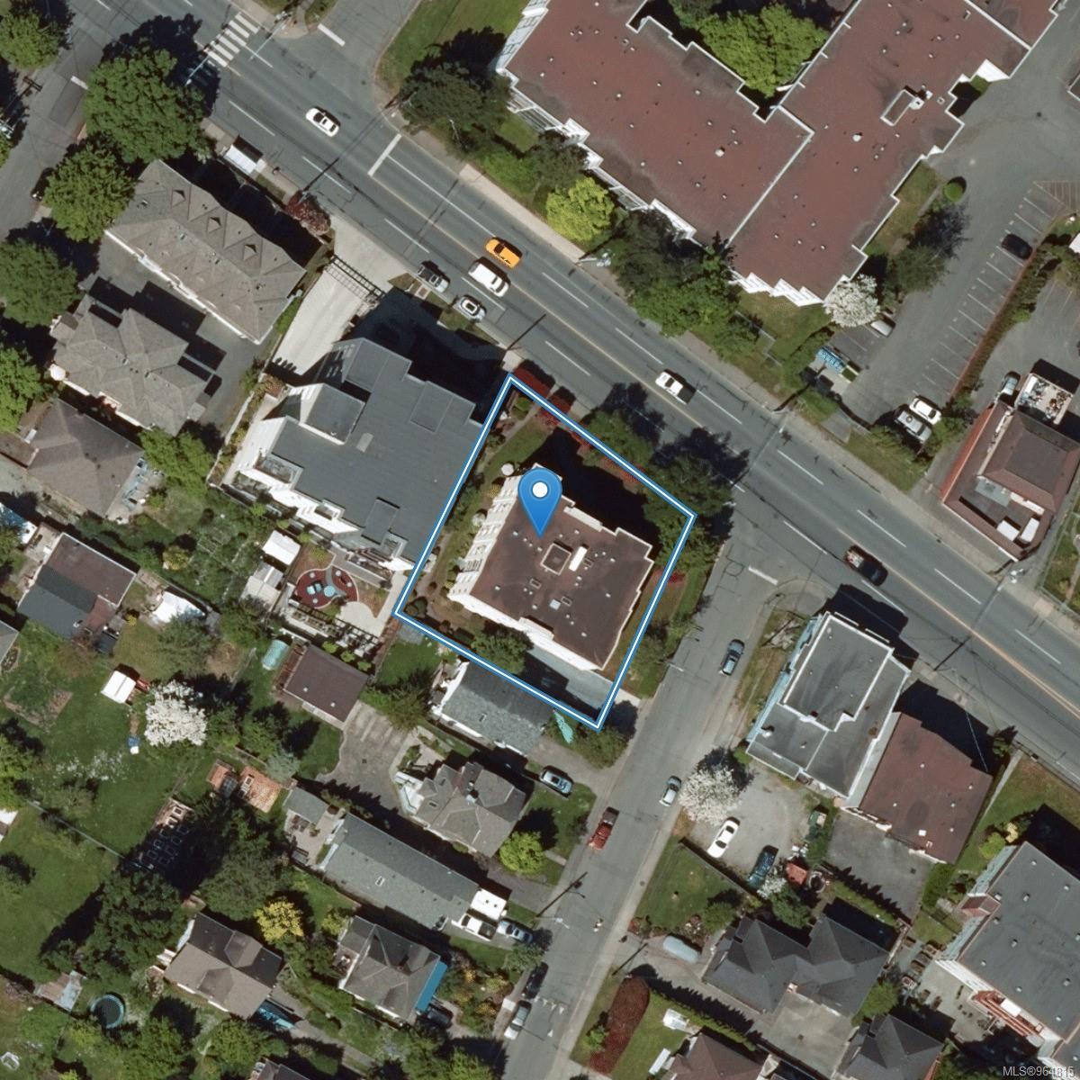 331 Burnside Rd E # 203