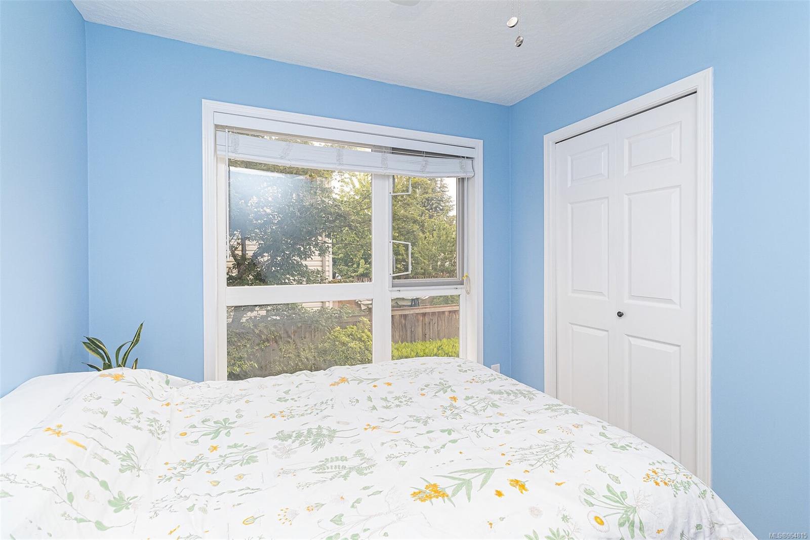 331 Burnside Rd E # 203