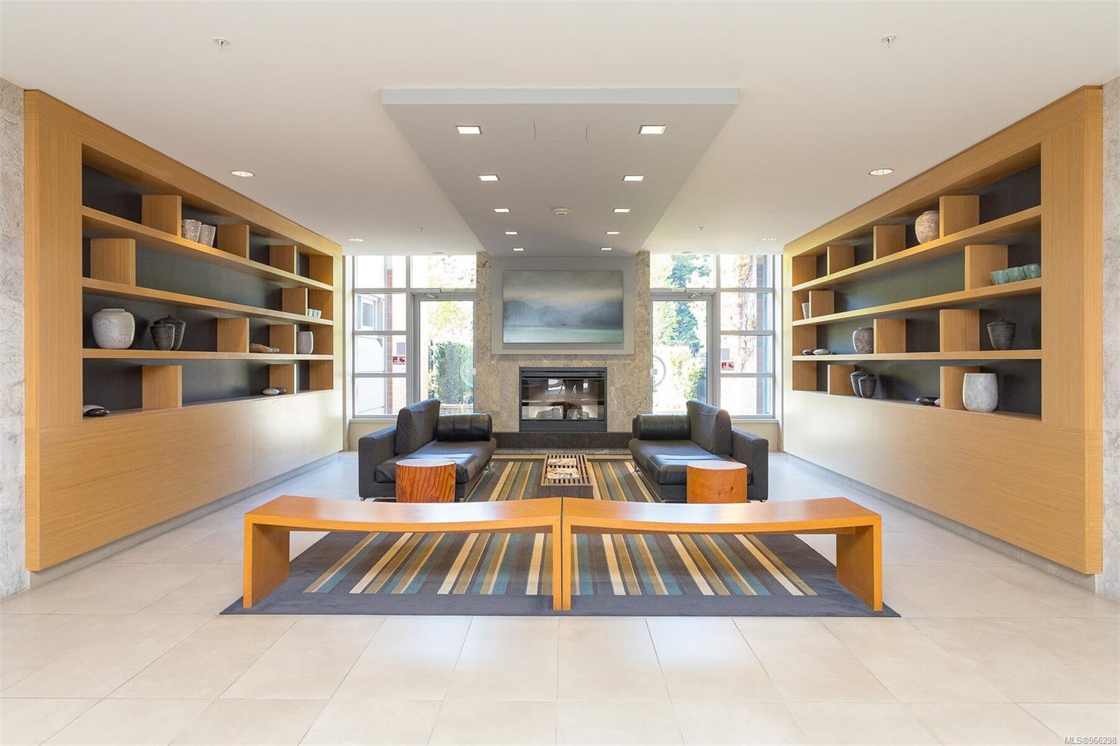 365 Waterfront Cres # 319