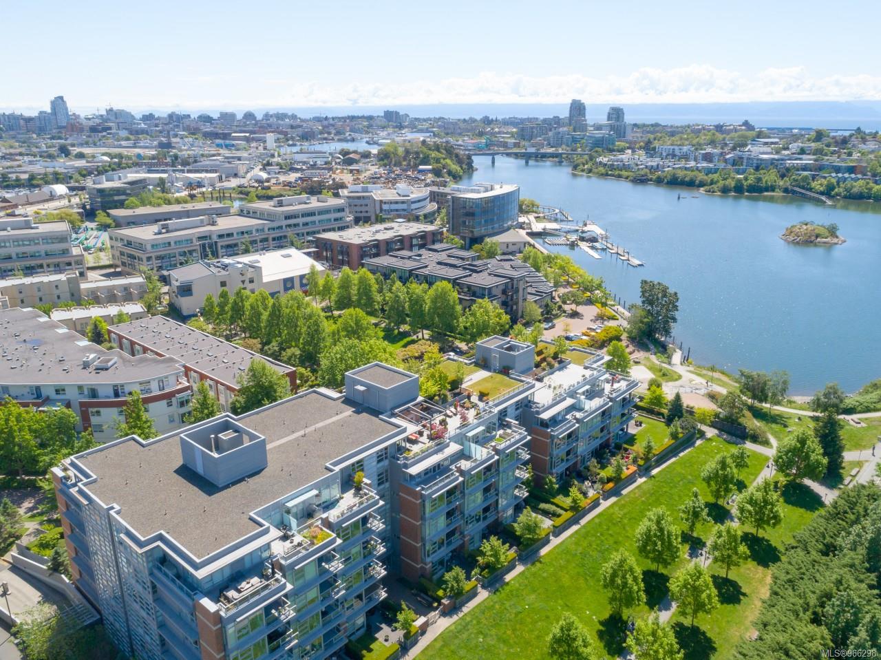 365 Waterfront Cres # 319