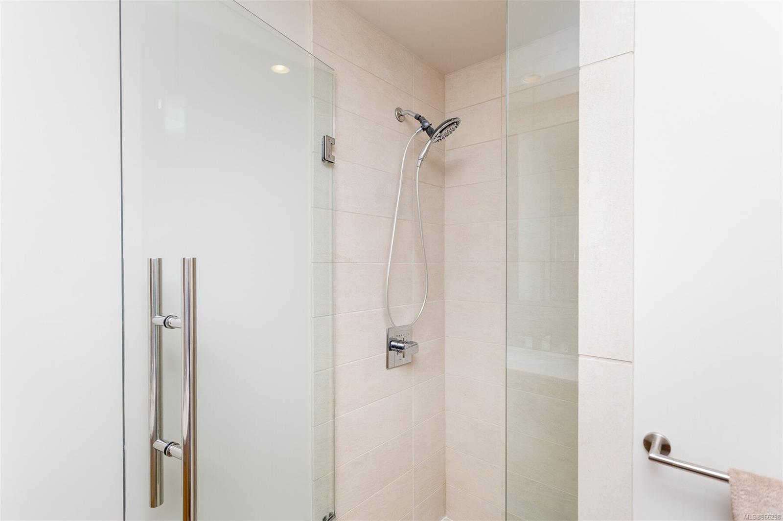 365 Waterfront Cres # 319