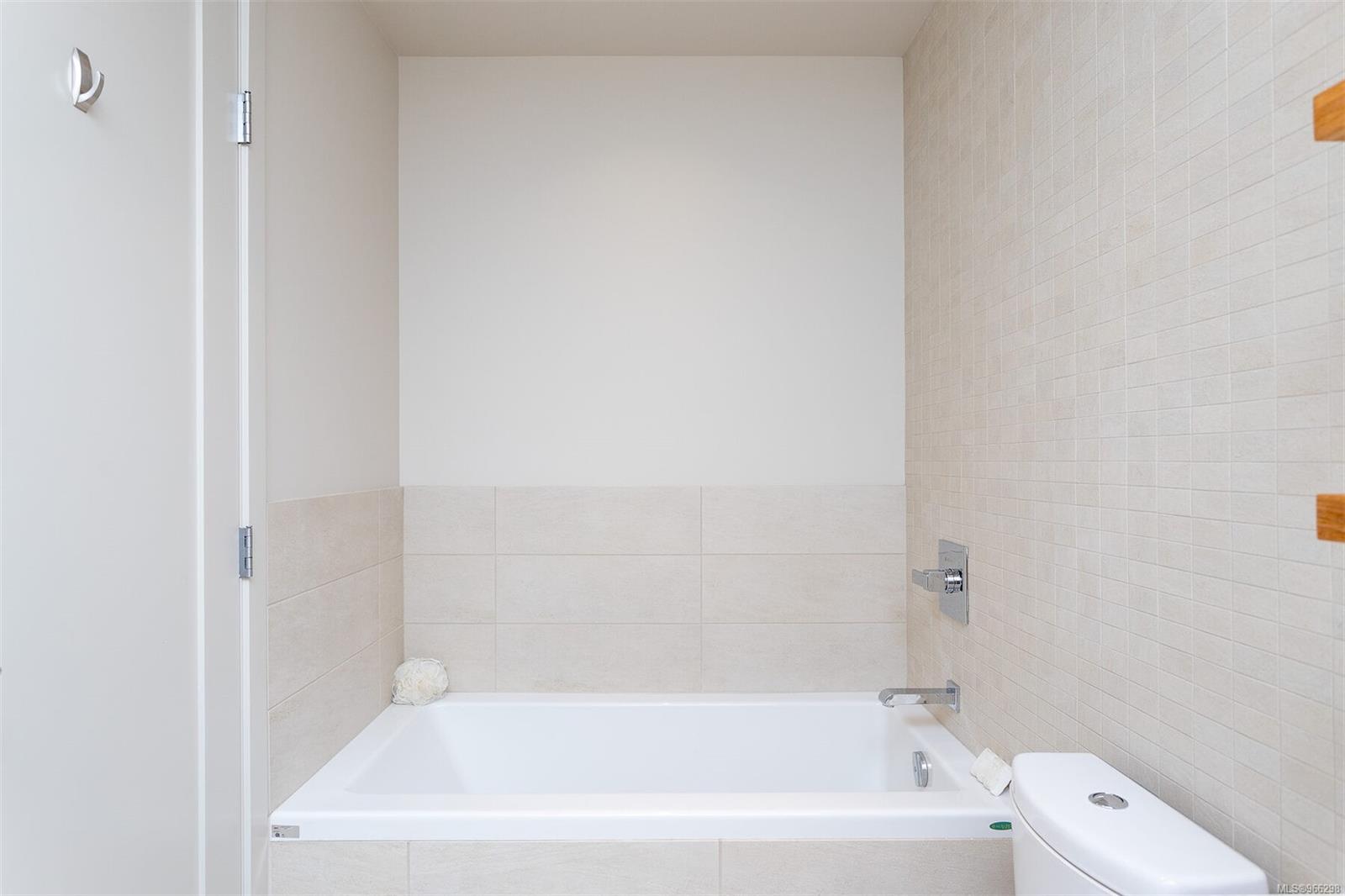 365 Waterfront Cres # 319