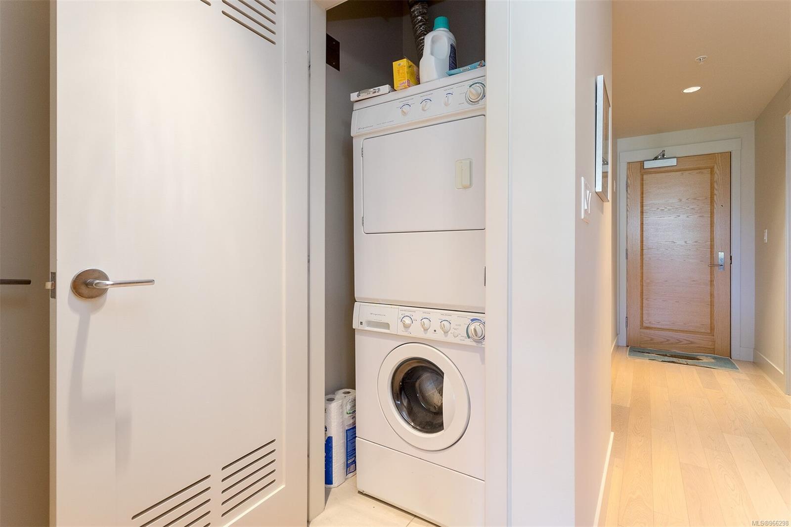 365 Waterfront Cres # 319