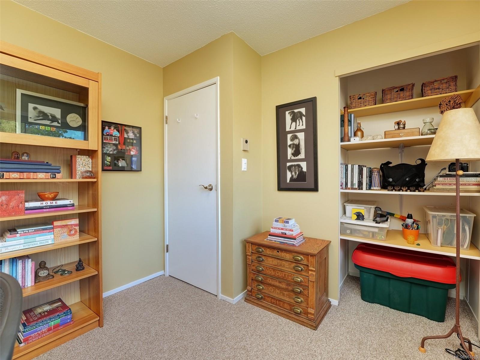 949 Pemberton Rd # 13