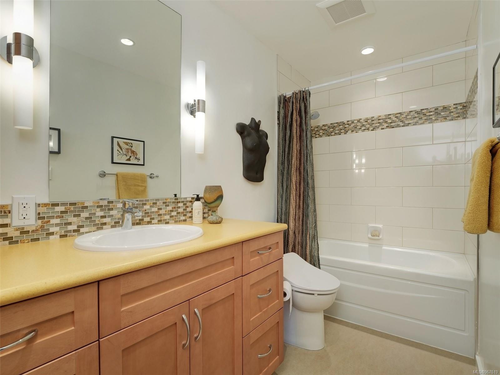 949 Pemberton Rd # 13