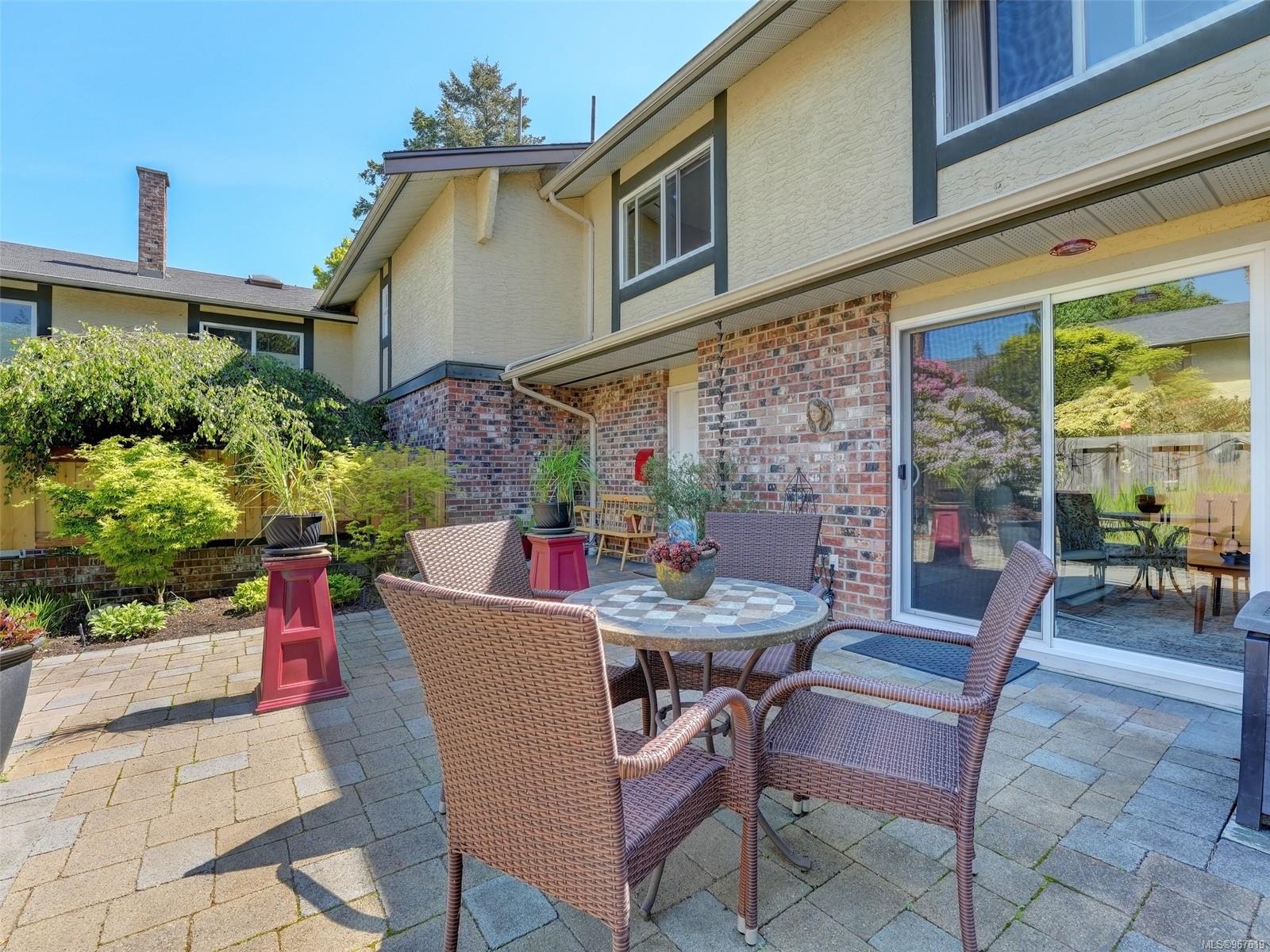 949 Pemberton Rd # 13