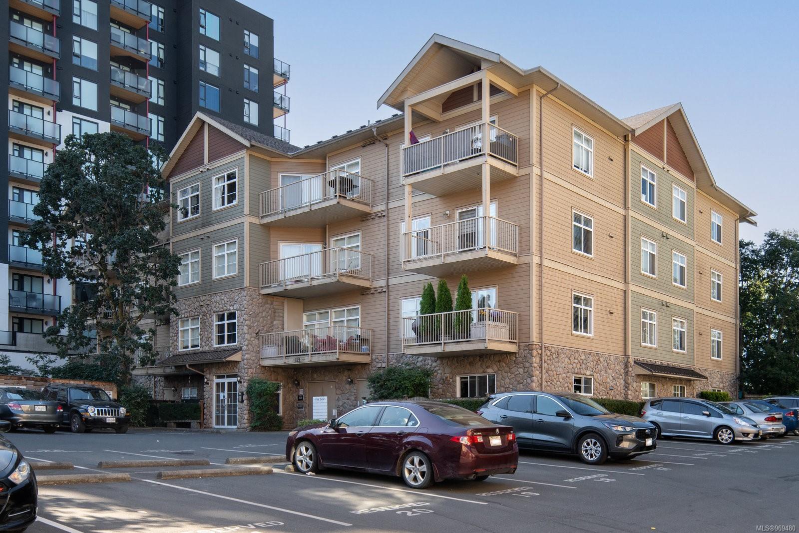 821 Goldstream Ave # 407